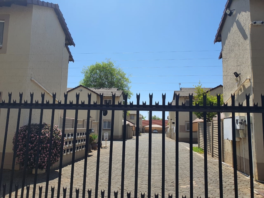 2 Bedroom Property for Sale in Gardeniapark Free State